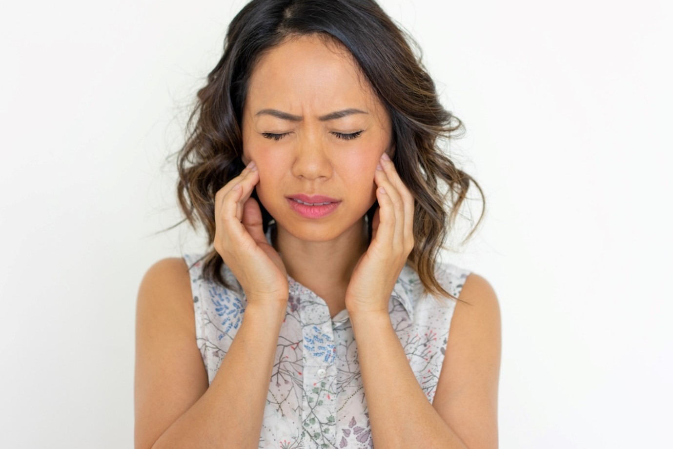How To Differentiate Between Migraines and TMJ Disorders?